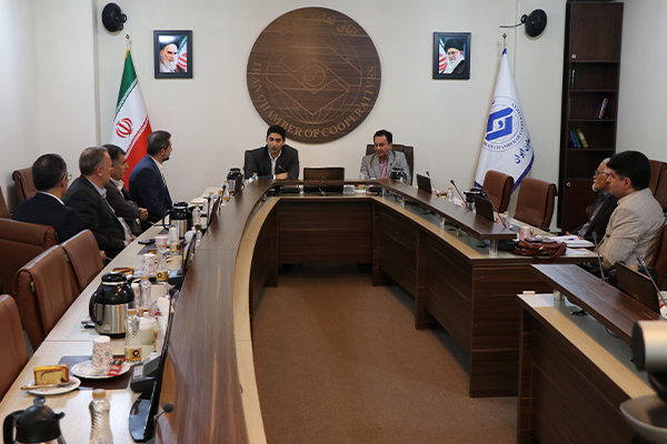 21 November 1402 , think tank meeting with chemical industry activists in the Iran Cooperation Chamber